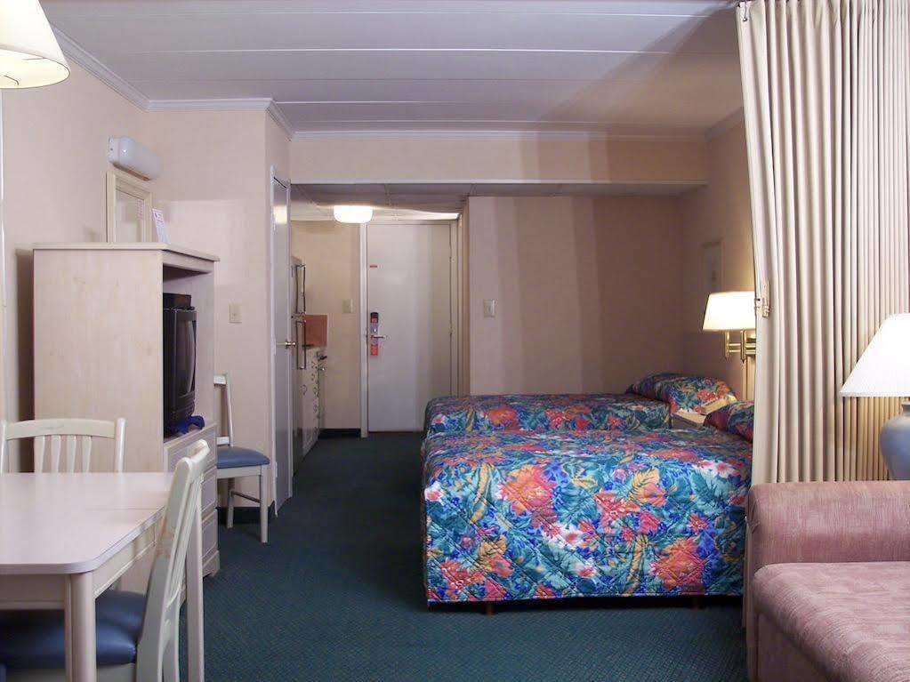 Sea Hawk Motel